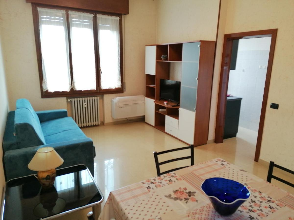 Viale Barozzi 118 Apartment Модена Екстериор снимка